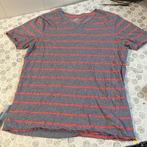 Arizona Jean Co Medium Short Sleeve Gray Red Striped V Neck T Shirt
